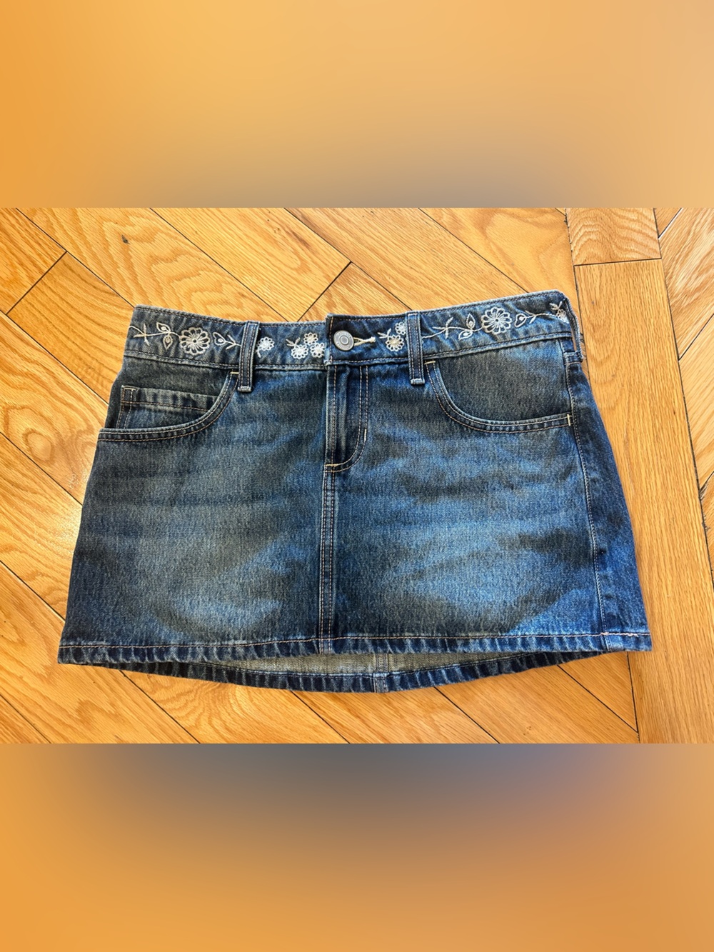 Y2K NWOT Hollister Low Rise Embroidered Waist Denim Mini Skirt